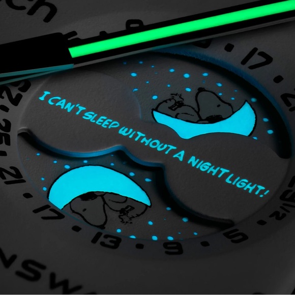 Omega x Swatch Mission To The Moonphase Snoopy Moonswatch White Brand New - Picture 5 of 7